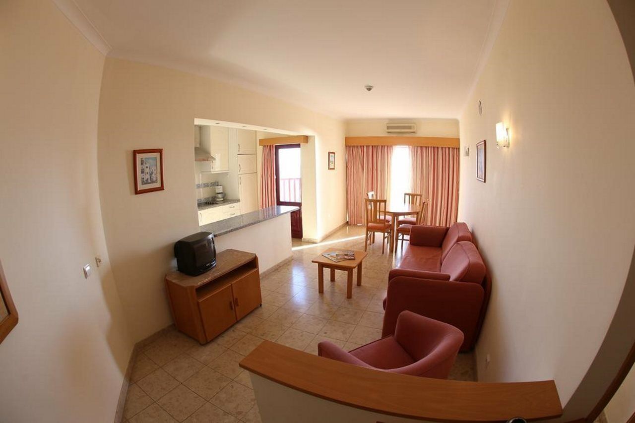 Club Praia Mar Портиман Экстерьер фото